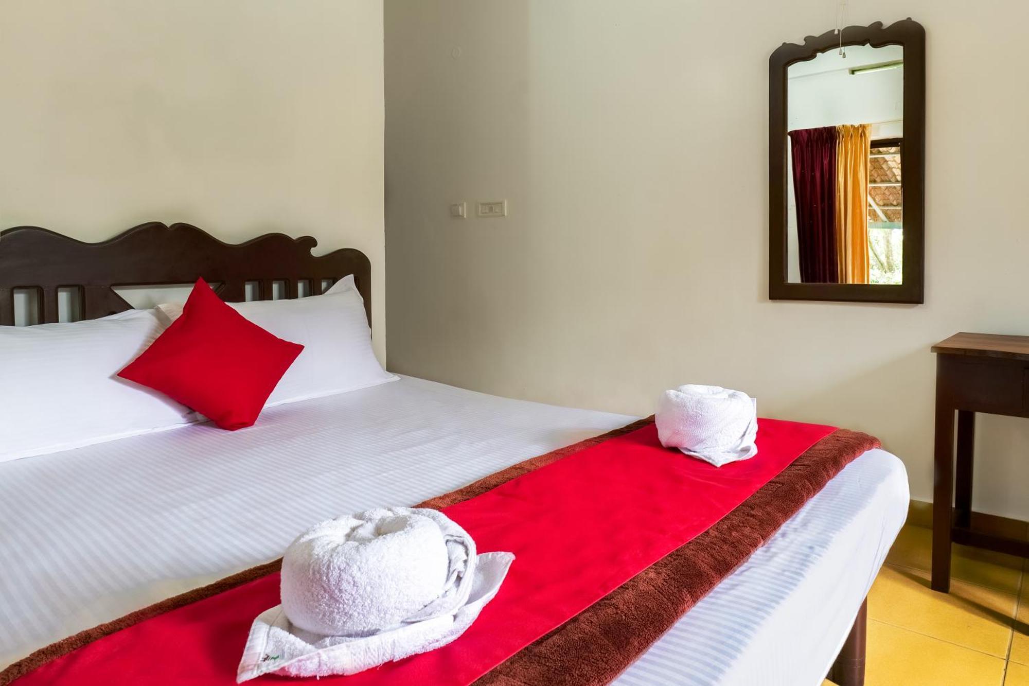 Exotica Holidays Hotell Viripara Exteriör bild